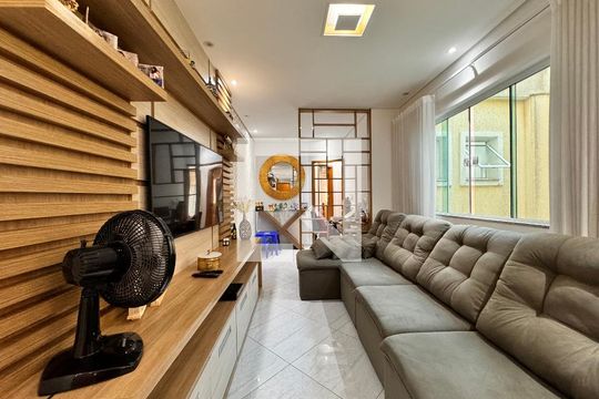 Sala de apartamento à venda com 2 quartos, 120m² em Vila Camilópolis, Santo André