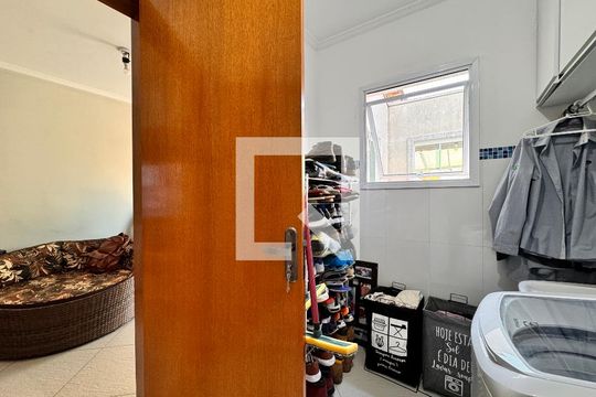 Lavanderia de apartamento à venda com 2 quartos, 120m² em Vila Camilópolis, Santo André