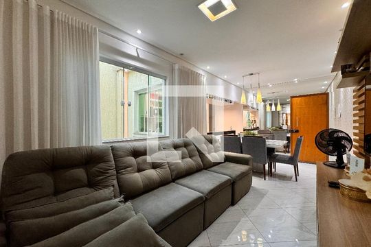 Sala de apartamento à venda com 2 quartos, 120m² em Vila Camilópolis, Santo André