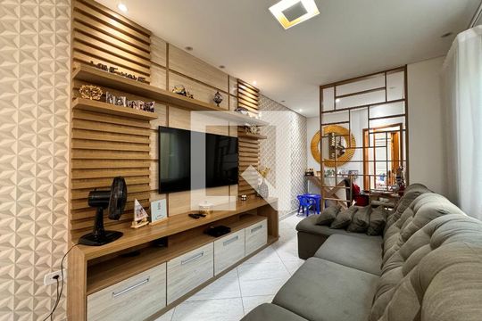 Sala de apartamento à venda com 2 quartos, 120m² em Vila Camilópolis, Santo André