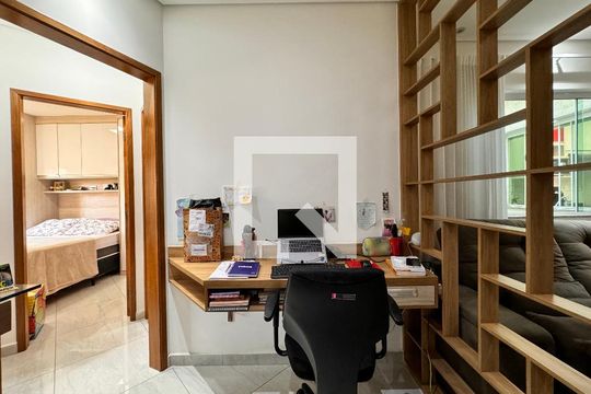Sala de apartamento à venda com 2 quartos, 120m² em Vila Camilópolis, Santo André