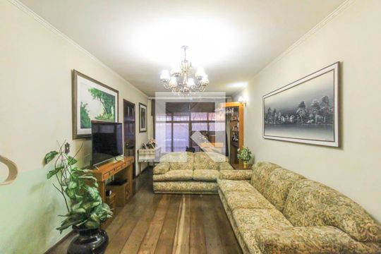 Casa à venda com 3 quartos, 180m² em Jardim Vila Formosa, São Paulo