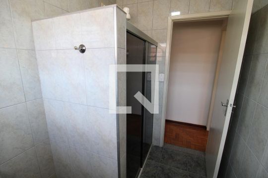 Banheiro de casa à venda com 3 quartos, 154m² em Vila Guaca, São Paulo