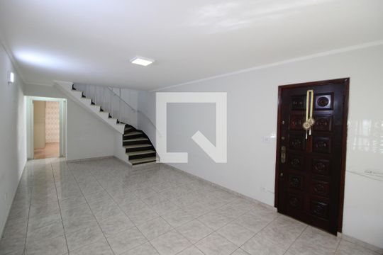 Casa à venda com 3 quartos, 154m² em Vila Guaca, São Paulo