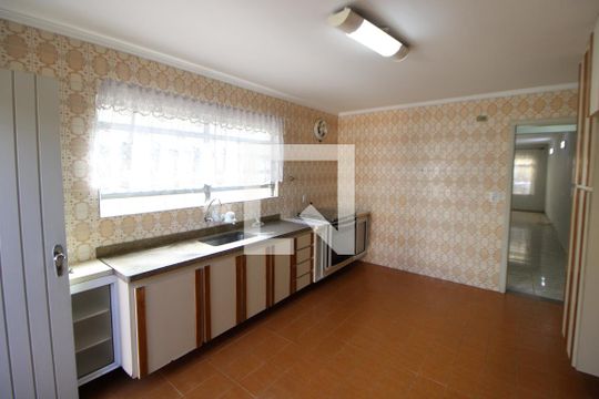 Cozinha de casa à venda com 3 quartos, 154m² em Vila Guaca, São Paulo