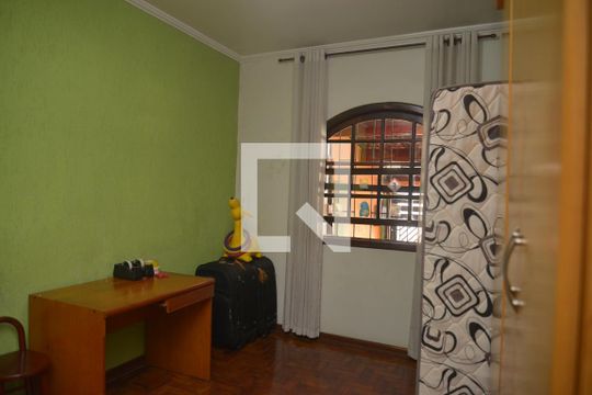 Quarto 1 de casa à venda com 3 quartos, 201m² em Vila São Pedro, Santo André