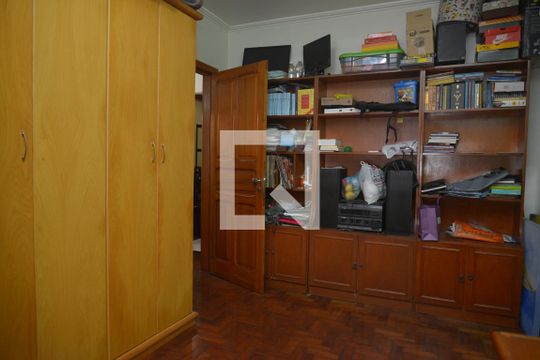 Quarto 1 de casa à venda com 3 quartos, 201m² em Vila São Pedro, Santo André