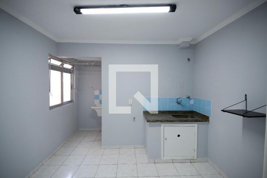 Cozinha de apartamento à venda com 2 quartos, 54m² em Vila Mariana, São Paulo