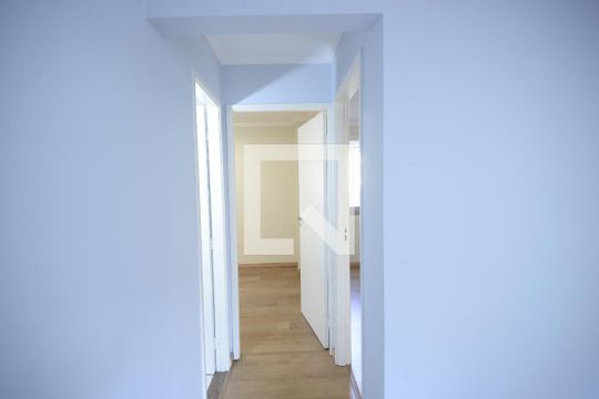 Corredor de apartamento à venda com 2 quartos, 54m² em Vila Mariana, São Paulo