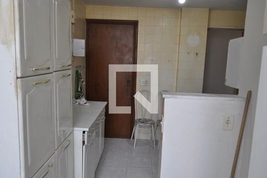 Cozinha  de apartamento à venda com 3 quartos, 90m² em Cachambi, Rio de Janeiro