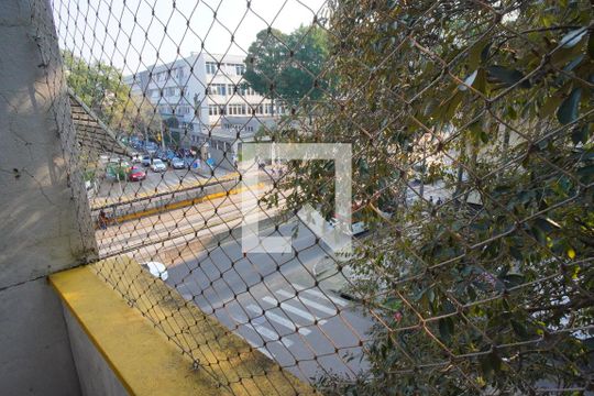 Varanda - Vista de apartamento para alugar com 4 quartos, 100m² em Rio Branco, Porto Alegre