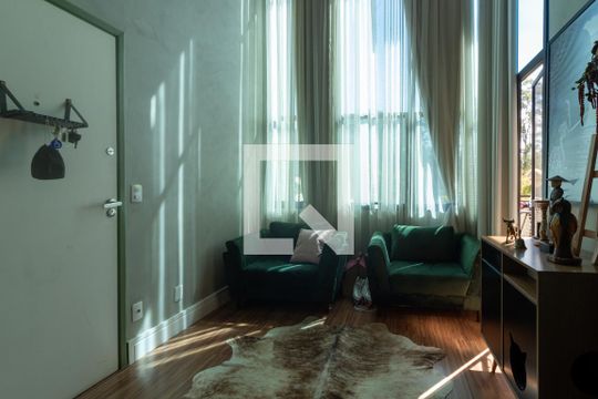 Sala de apartamento para alugar com 1 quarto, 65m² em Paraíso do Morumbi, São Paulo