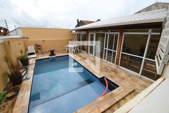 Vista de casa à venda com 5 quartos, 350m² em Parque Taquaral, Campinas