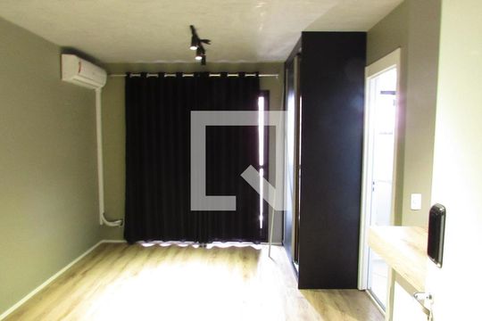 Sala/Quarto de apartamento para alugar com 1 quarto, 24m² em Jardim Panorama, São Paulo