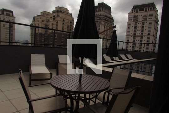 Área comum - Piscina de apartamento para alugar com 1 quarto, 24m² em Jardim Panorama, São Paulo