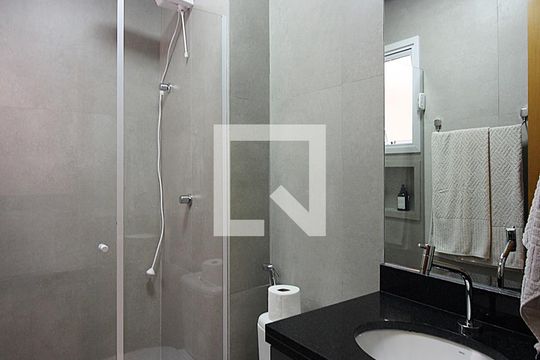 Banheiro Social de apartamento para alugar com 1 quarto, 26m² em Centro, São Bernardo do Campo