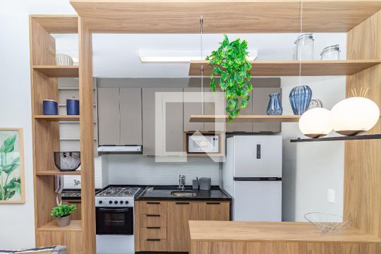 Cozinha de apartamento à venda com 2 quartos, 40m² em Água Branca, São Paulo