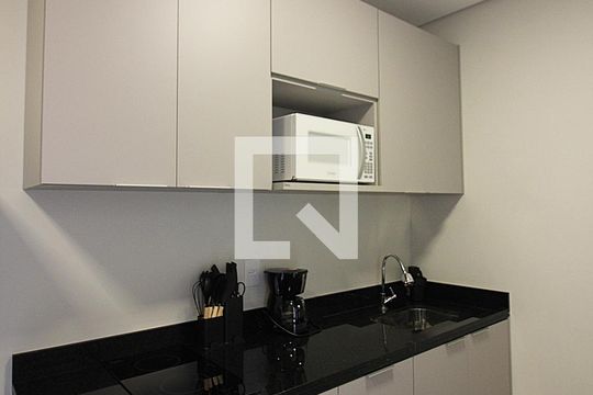 Sala/Cozinha de kitnet/studio para alugar com 1 quarto, 26m² em Centro, São Bernardo do Campo