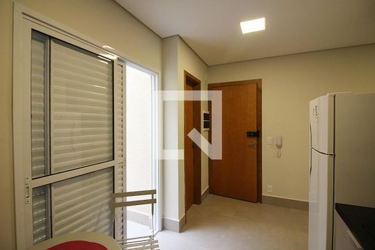 Sala/Cozinha de kitnet/studio para alugar com 1 quarto, 26m² em Centro, São Bernardo do Campo