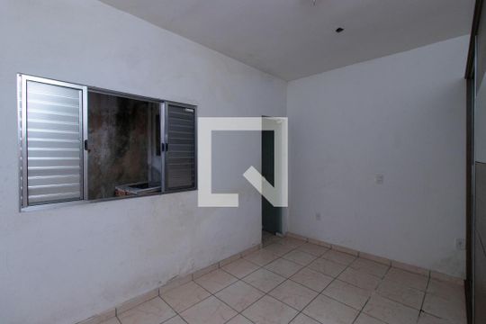 Quarto Suíte de casa para alugar com 2 quartos, 191m² em Vila Medeiros, São Paulo