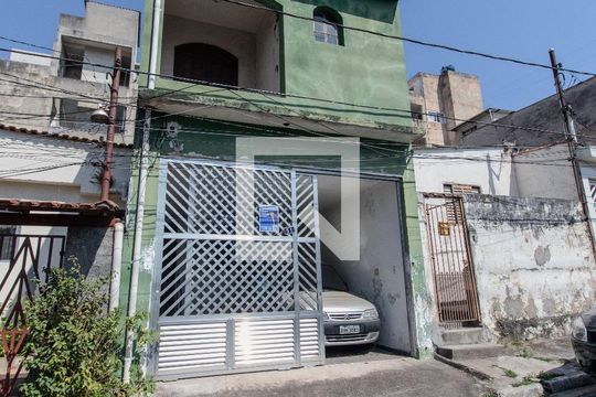 Fachada de casa para alugar com 2 quartos, 191m² em Vila Medeiros, São Paulo