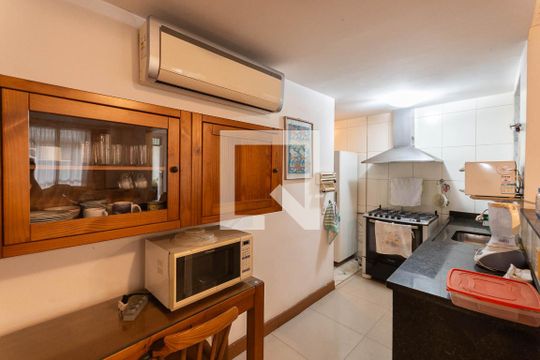 Cozinha de apartamento à venda com 3 quartos, 120m² em Tijuca, Rio de Janeiro