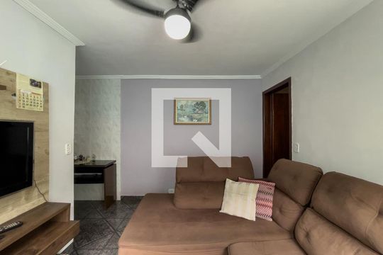 Sala de casa à venda com 2 quartos, 150m² em Jardim das Camélias, São Paulo