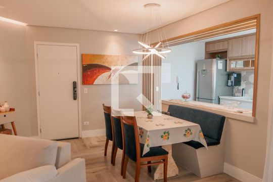 Apartamento para alugar com 2 quartos, 84m² em Parque Esplanada, Embu das Artes