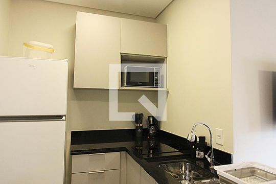 Sala/Quarto/Cozinha  de kitnet/studio para alugar com 1 quarto, 23m² em Centro, São Bernardo do Campo