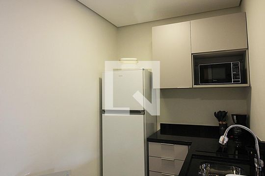 Sala/Quarto/Cozinha  de kitnet/studio para alugar com 1 quarto, 23m² em Centro, São Bernardo do Campo