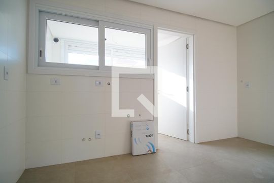 Cozinha de apartamento à venda com 3 quartos, 118m² em Jardim Lindóia, Porto Alegre