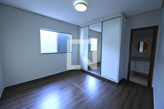 Quarto 2 de casa à venda com 3 quartos, 243m² em Parque Anhangüera, Goiânia