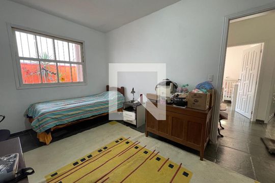 quarto 1 de casa à venda com 5 quartos, 300m² em Jardim Jussara, São Paulo