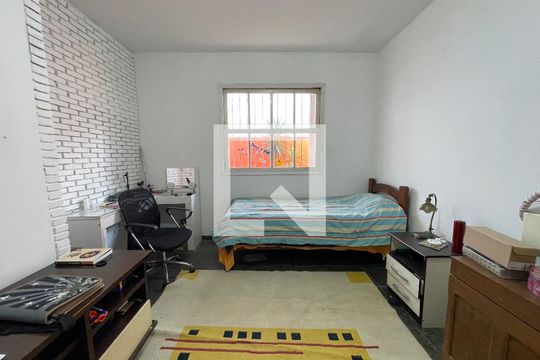 quarto 1 de casa à venda com 5 quartos, 300m² em Jardim Jussara, São Paulo