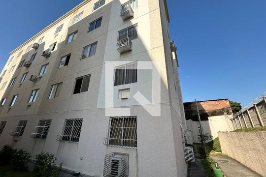 Fachada de apartamento para alugar com 2 quartos, 40m² em Cascadura, Rio de Janeiro