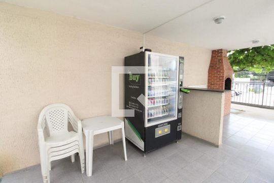 Área comum de apartamento para alugar com 2 quartos, 40m² em Cascadura, Rio de Janeiro