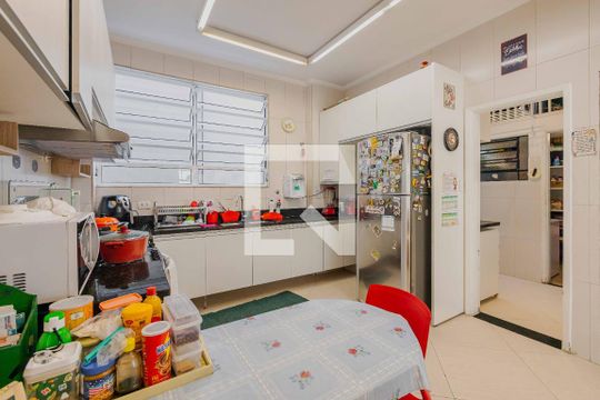 Cozinha de apartamento à venda com 3 quartos, 148m² em Jardim Paulista, São Paulo