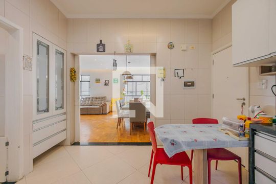 Cozinha de apartamento à venda com 3 quartos, 148m² em Jardim Paulista, São Paulo