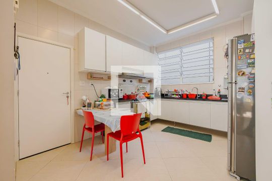 Cozinha de apartamento à venda com 3 quartos, 148m² em Jardim Paulista, São Paulo