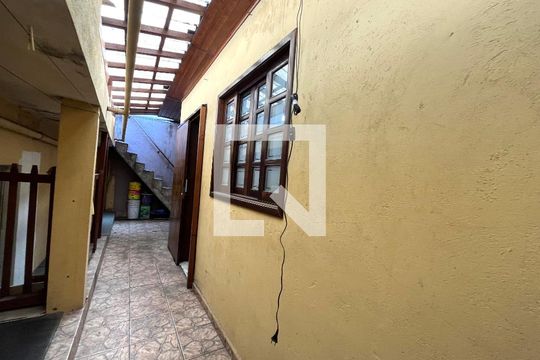 Área externa de casa à venda com 2 quartos, 150m² em Vila Santa Catarina, São Paulo