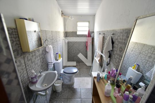 Banheiro Suíte de casa à venda com 4 quartos, 460m² em Vila Rossi Borghi E Siqueira, Campinas