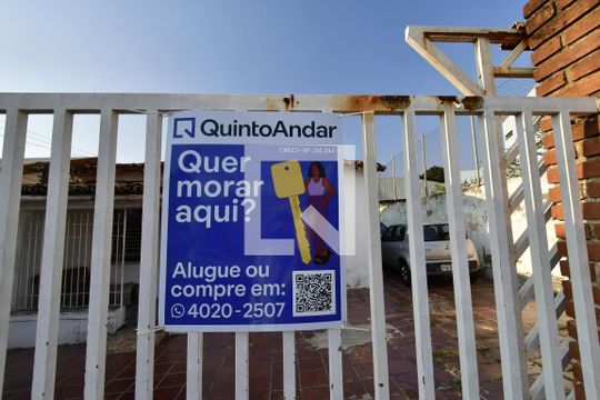 Placa de casa à venda com 4 quartos, 460m² em Vila Rossi Borghi E Siqueira, Campinas
