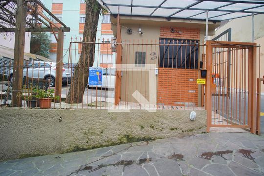 Fachada e Portaria de apartamento à venda com 3 quartos, 81m² em Rio Branco, Porto Alegre