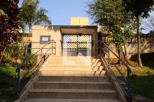 Fachada de apartamento para alugar com 2 quartos, 56m² em Conjunto Residencial José Bonifácio, São Paulo