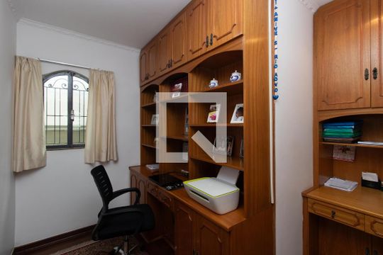 Escritório de casa à venda com 5 quartos, 430m² em Jardim Leonor Mendes de Barros, São Paulo