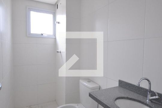 Banheiro do Quarto Suíte de apartamento à venda com 2 quartos, 56m² em Parada Inglesa, São Paulo