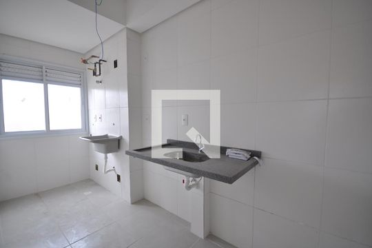 Cozinha de apartamento à venda com 2 quartos, 56m² em Parada Inglesa, São Paulo