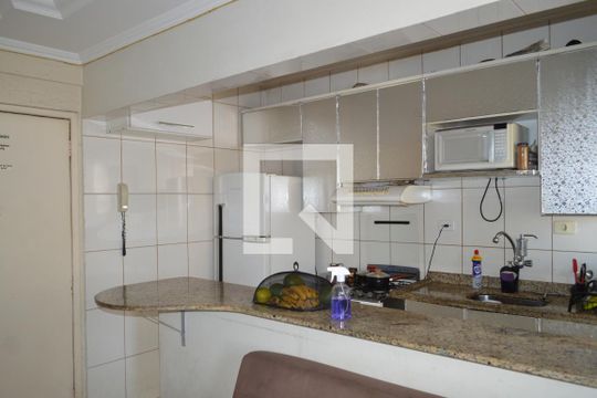 Cozinha de apartamento à venda com 1 quarto, 50m² em Liberdade, São Paulo