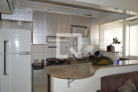 Cozinha de apartamento à venda com 1 quarto, 50m² em Liberdade, São Paulo