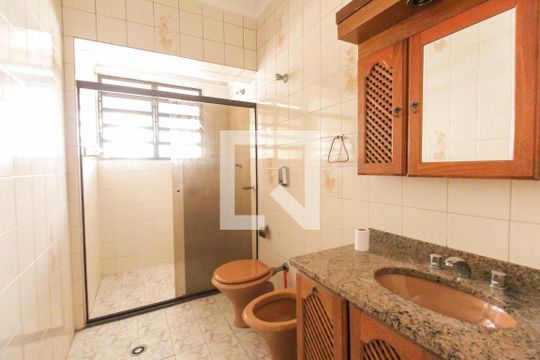 Banheiro de casa à venda com 2 quartos, 783m² em Cidade Líder, São Paulo
